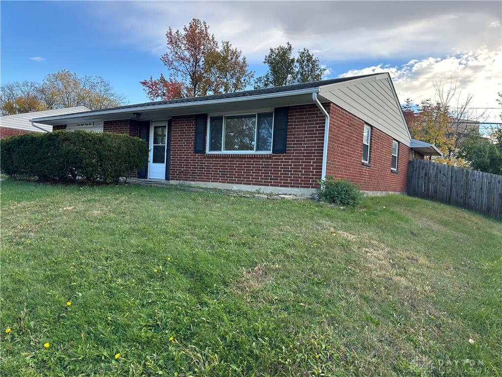 2824 Pinegrove Drive — photo