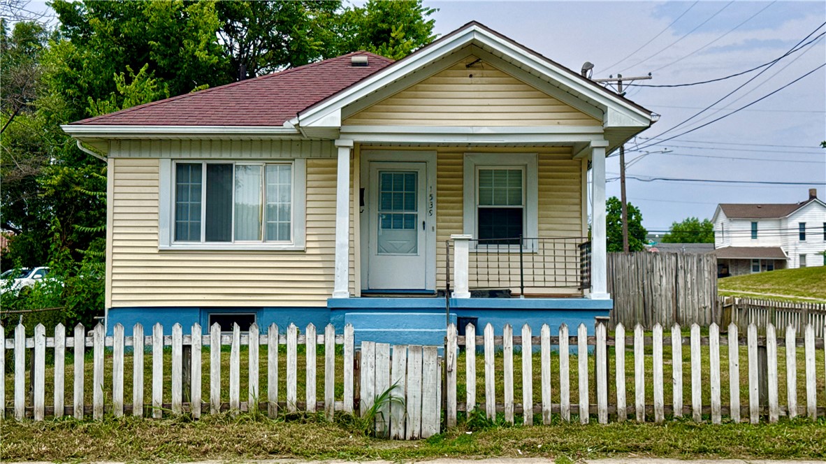 1539 Chapel Street — photo