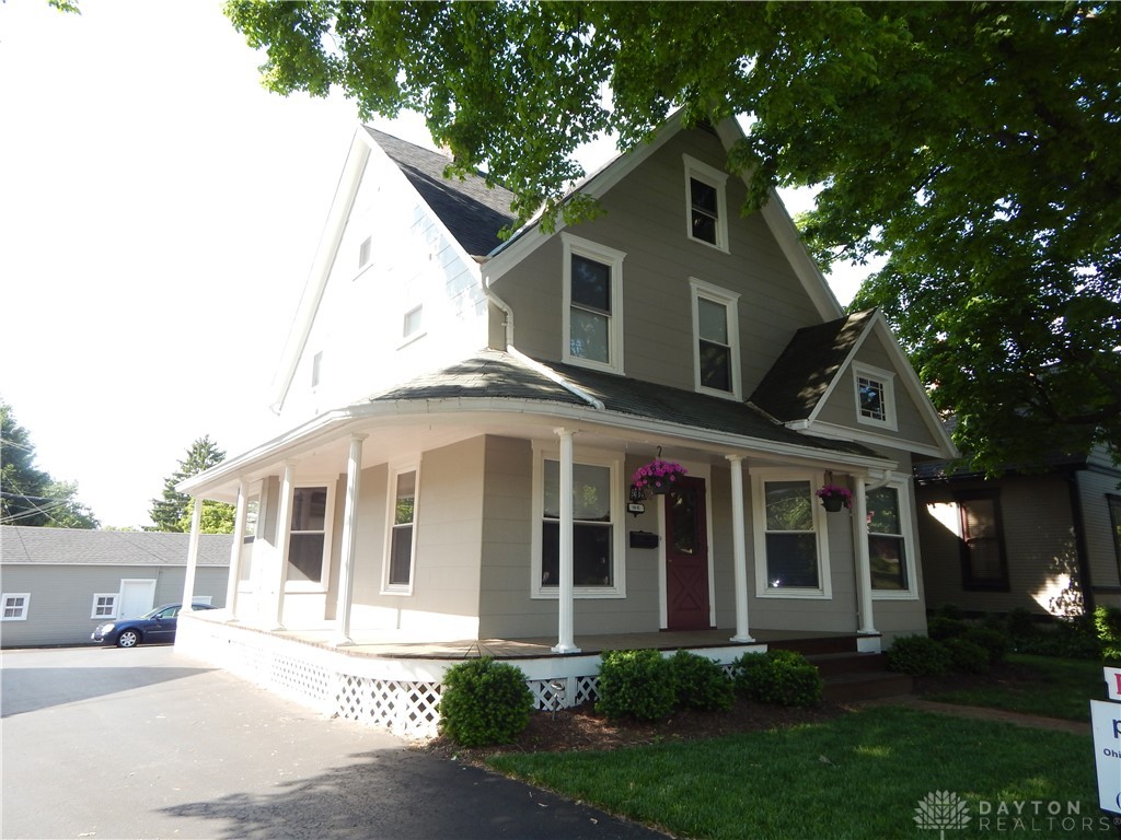 92 E Franklin Street — photo