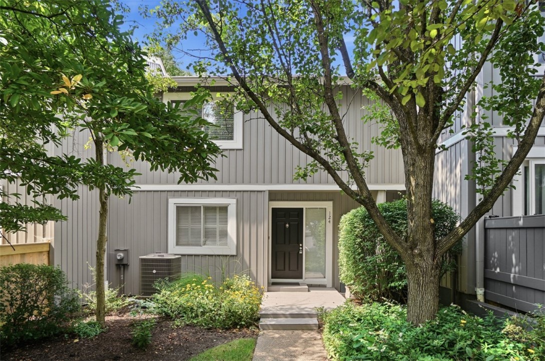 124 Twin Lakes Drive — photo