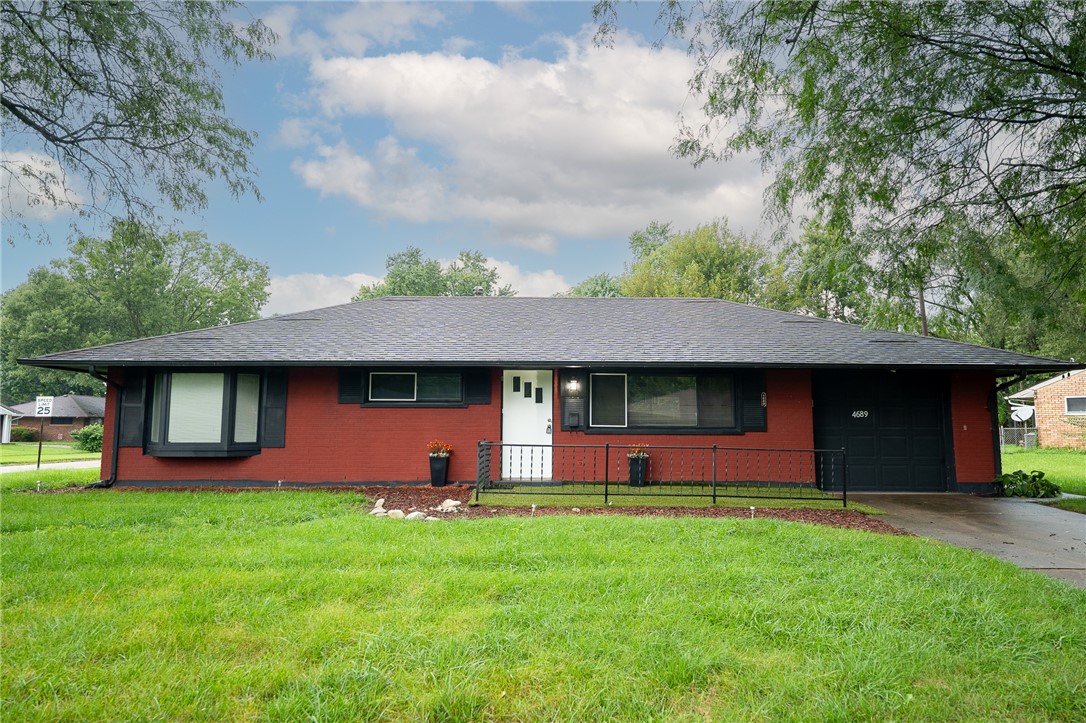 4689 Loxley Drive — photo