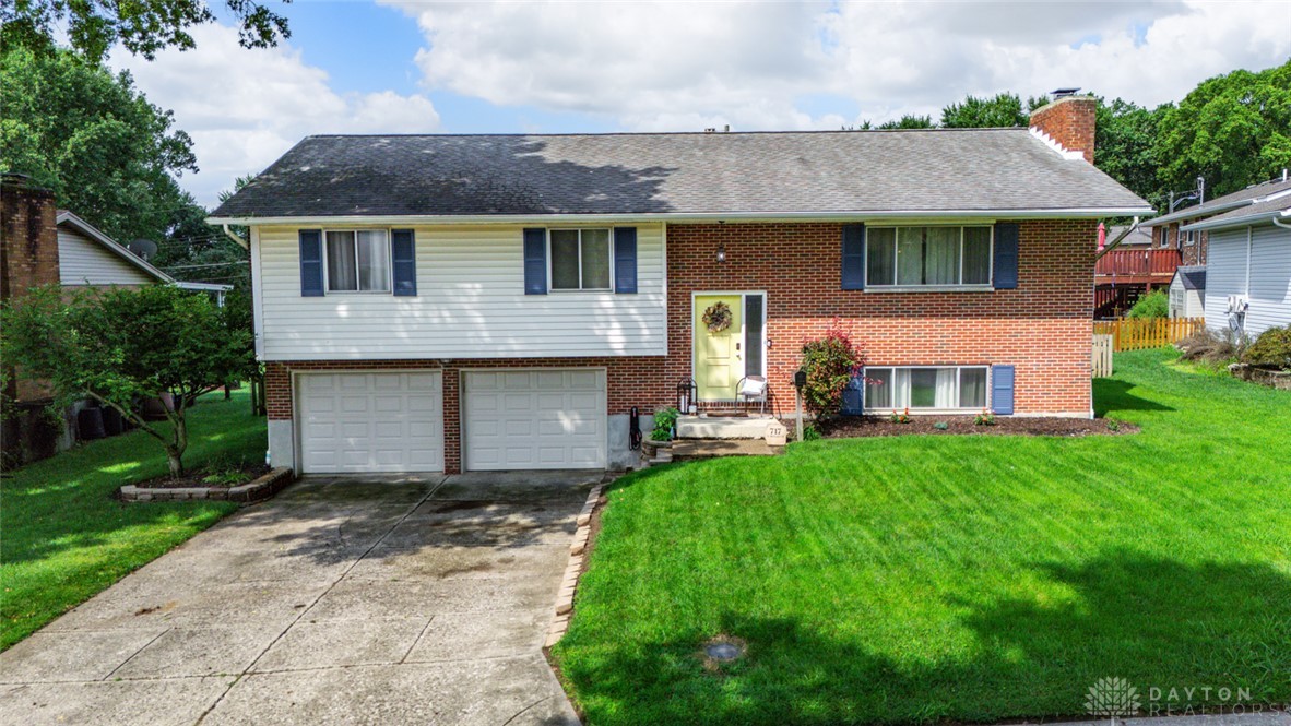 717 E McGuire Street — photo