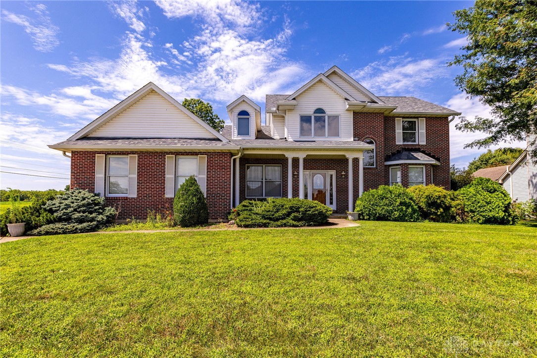 816 Winding Brook Drive — photo