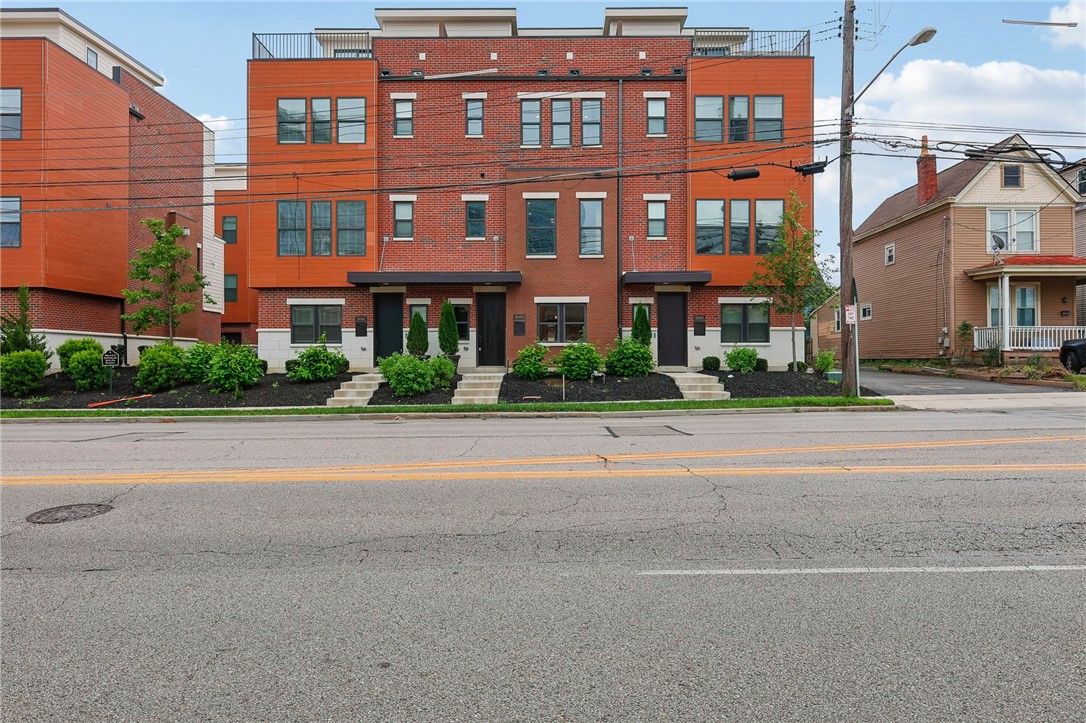 3908 Edwards Road B — photo