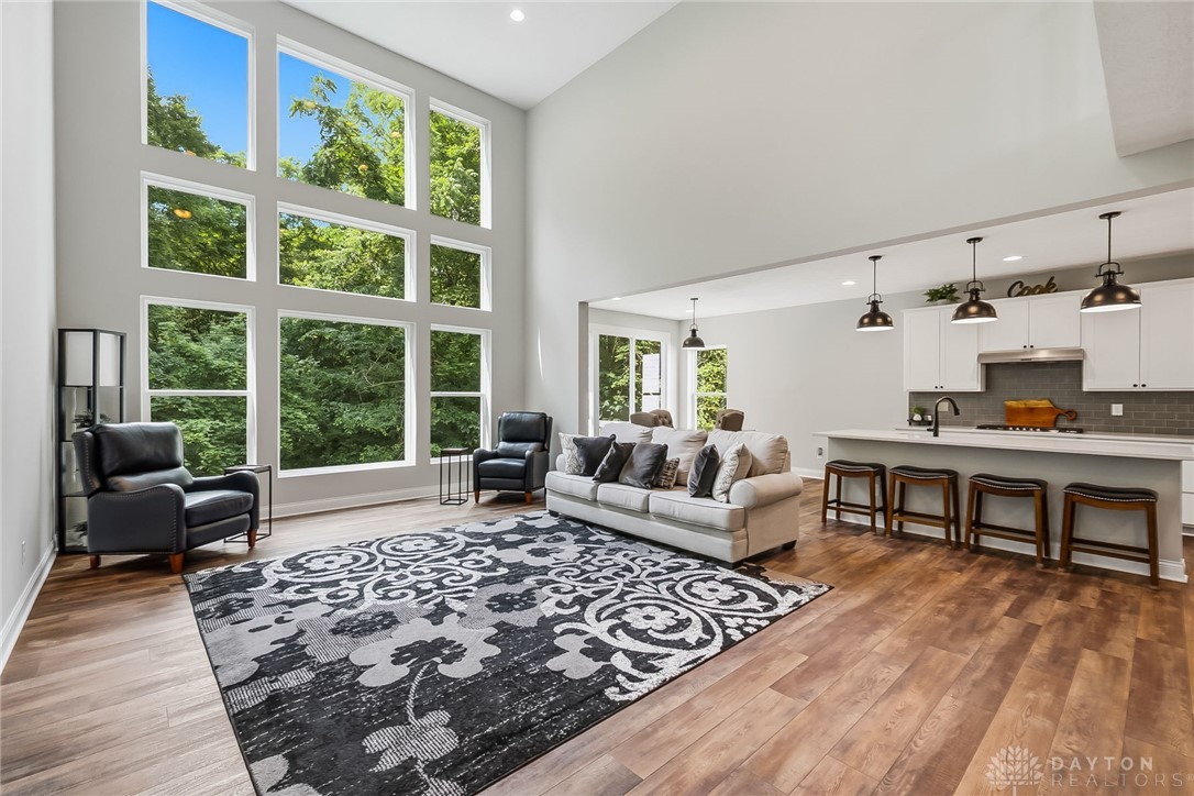 10281 Durham Court — photo