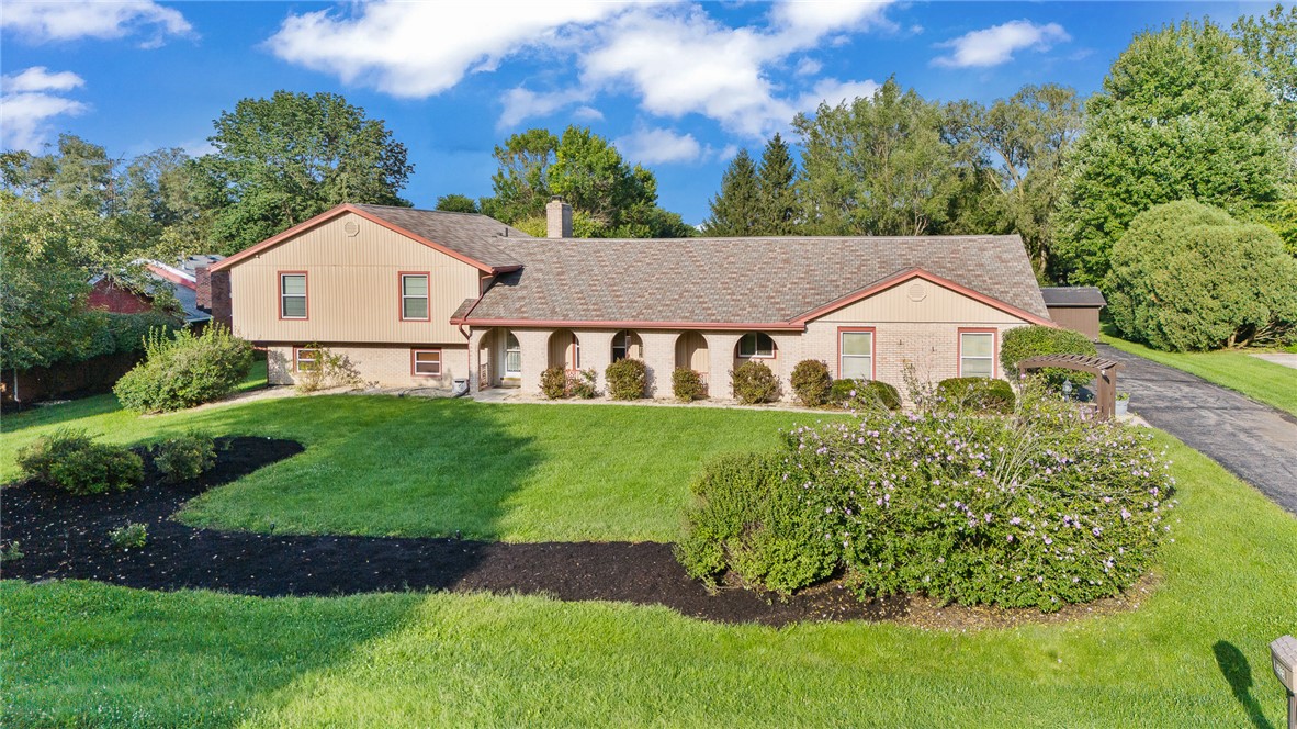2425 Greenlawn Drive — photo
