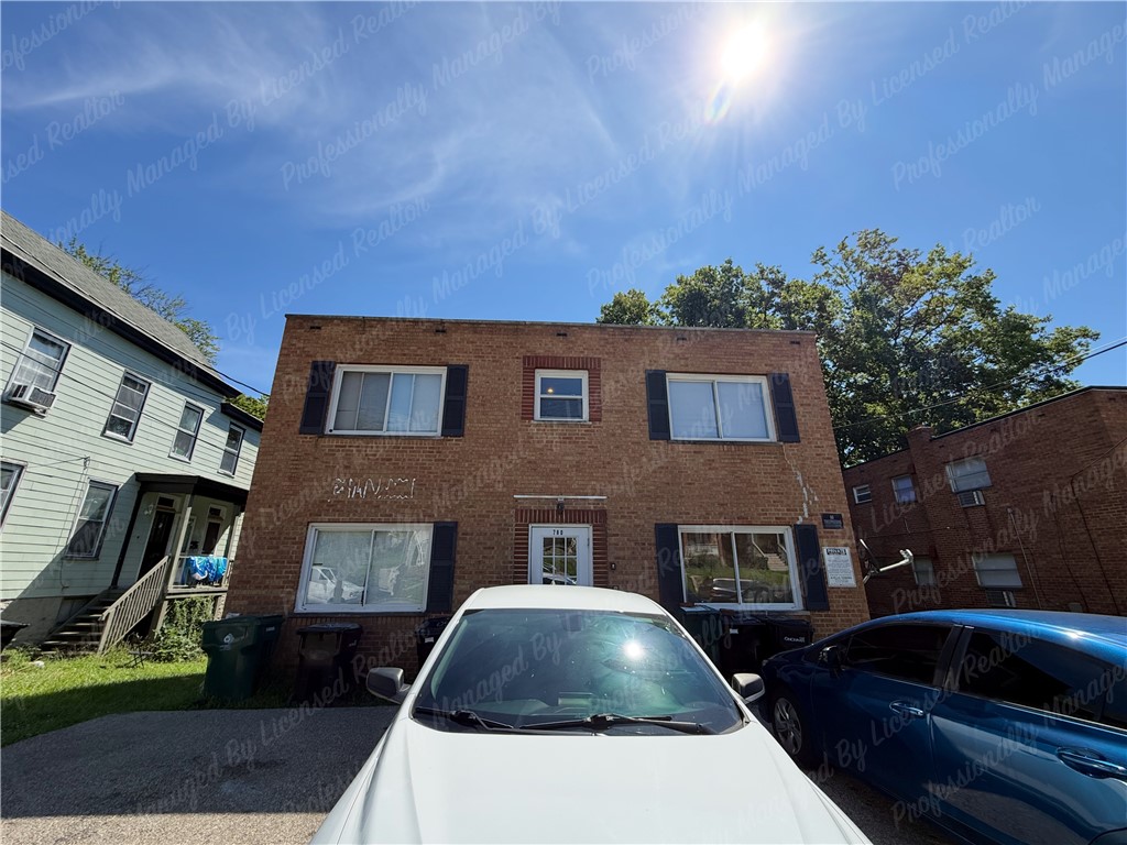 780 Wells Street 3 — photo