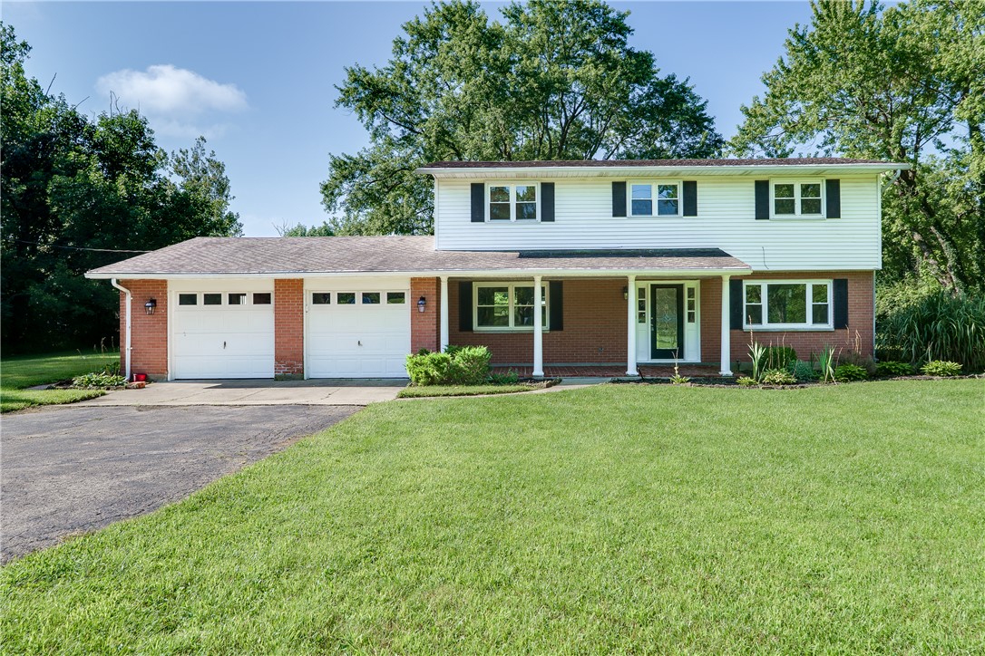 222 E Social Row Road — photo