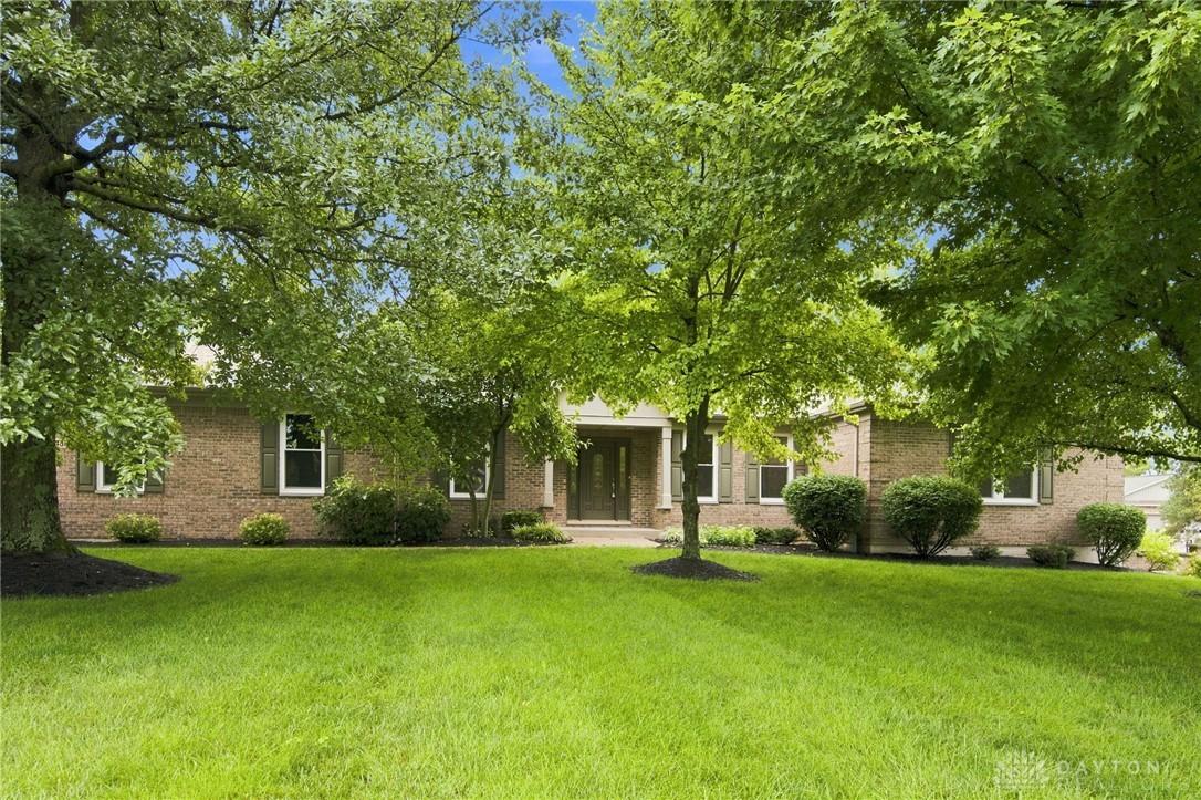 2338 Pointview Court — photo