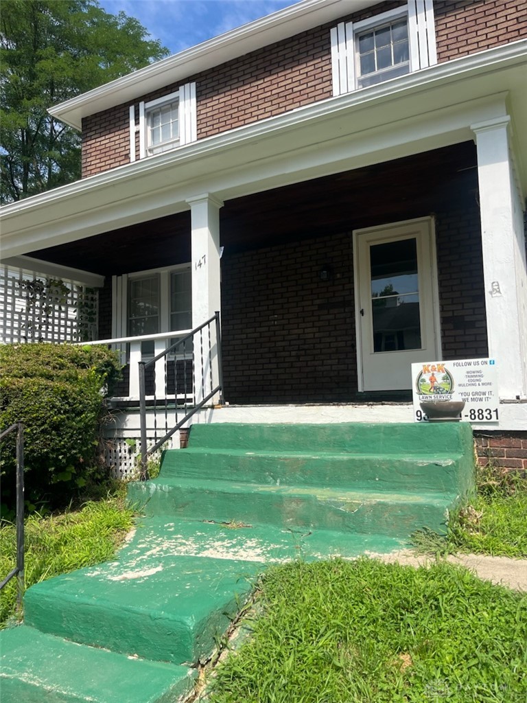 147 Laura Avenue — photo