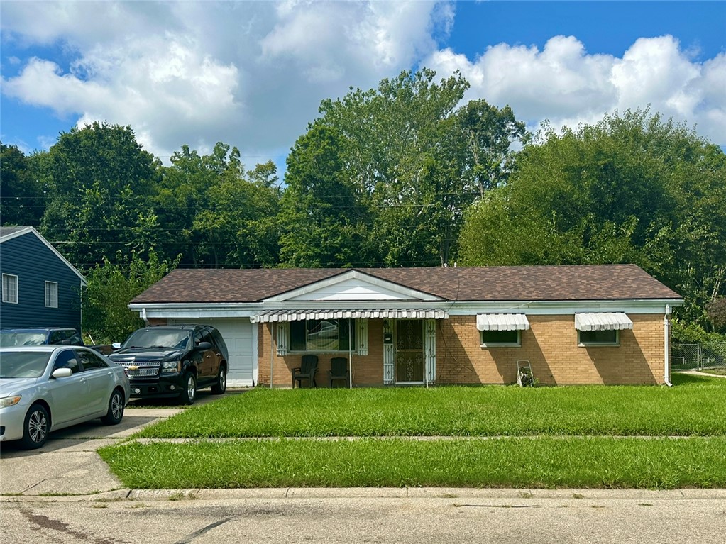 1043 Rossiter Drive — photo