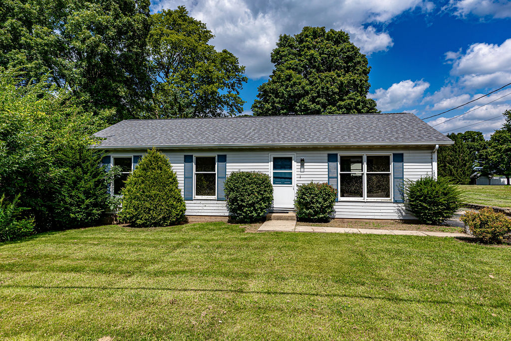 5473 W 35 US — photo