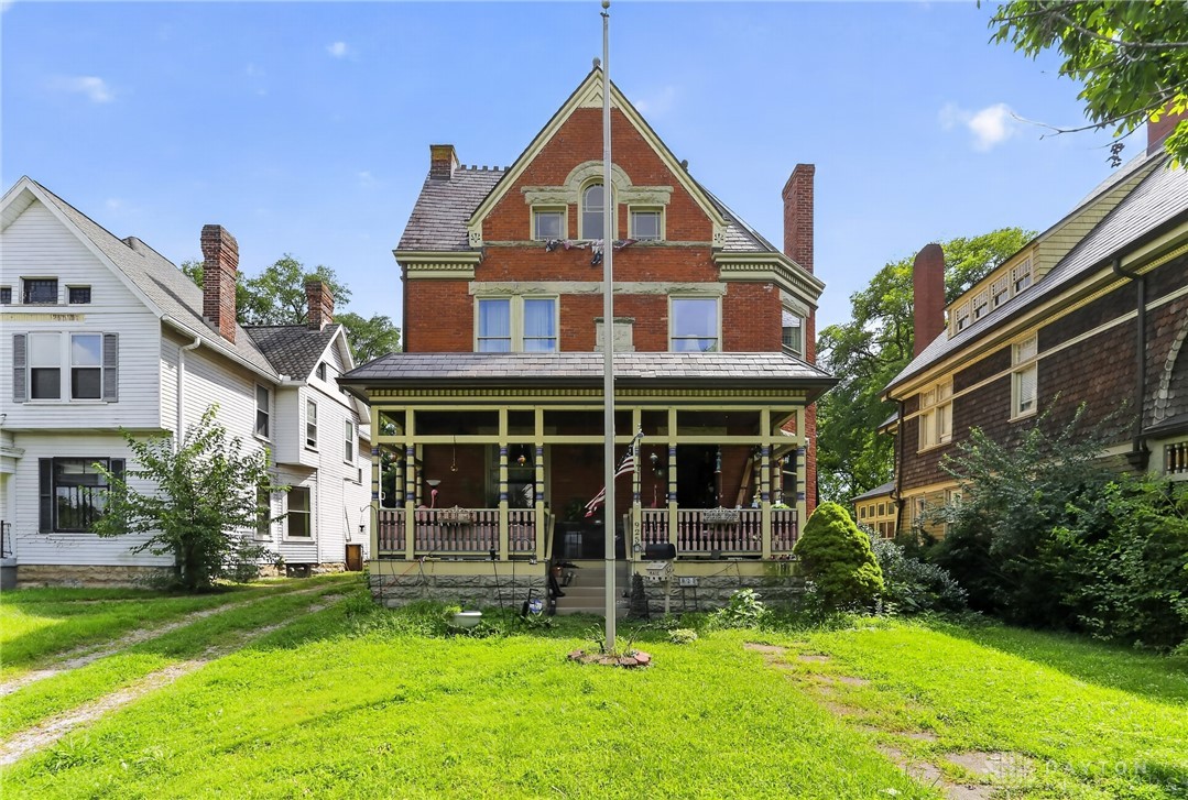 925 E High Street — photo