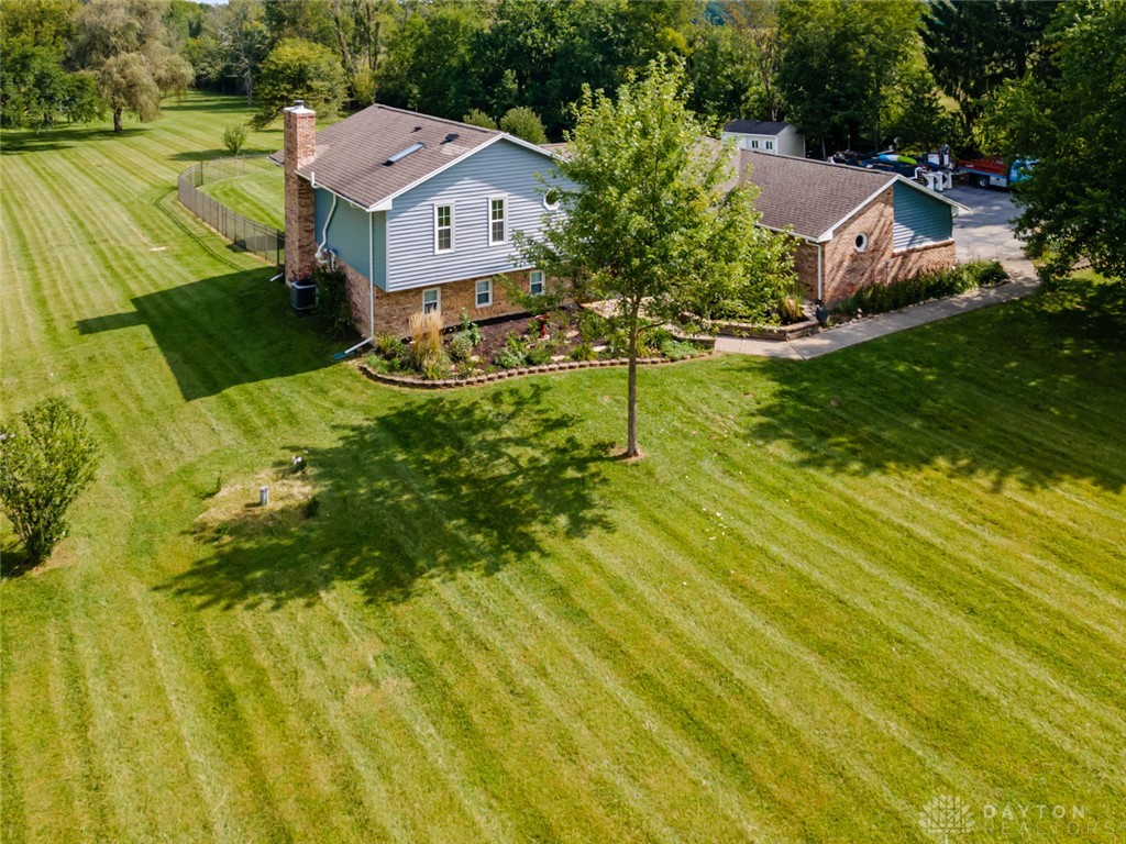 7595 Staley Road — photo