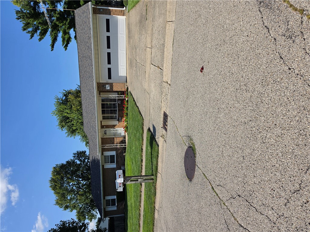 712 Judy Avenue — photo
