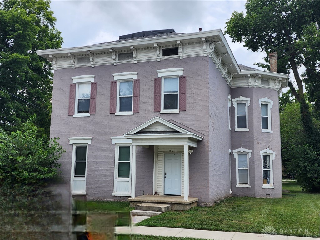 270 E Market Street — photo