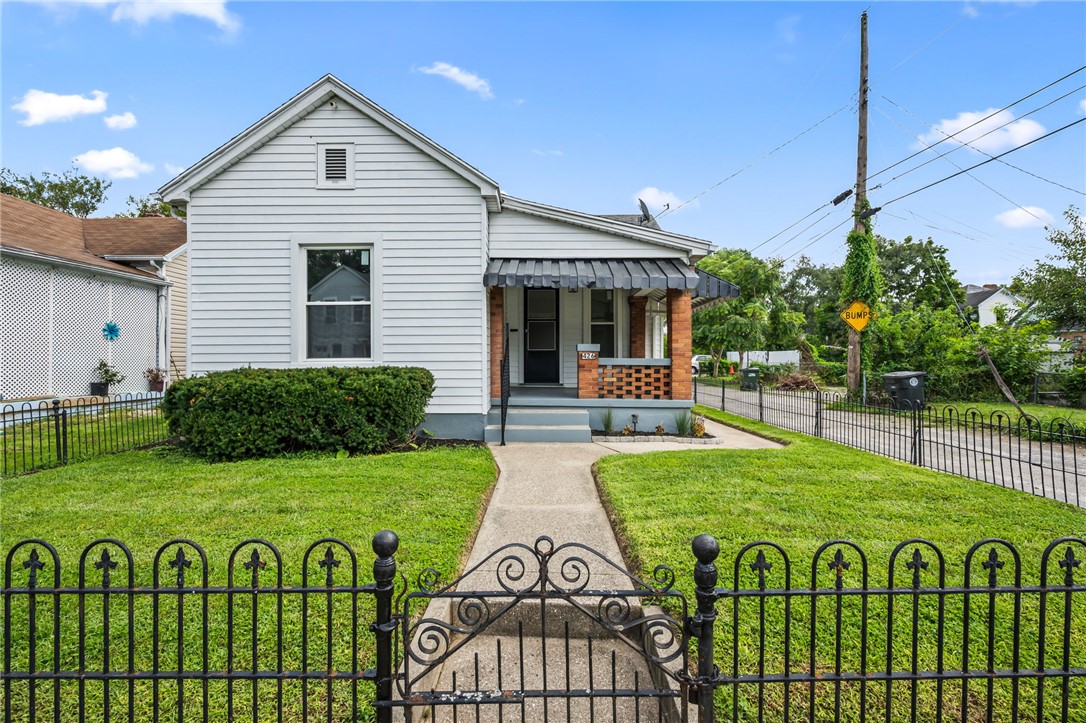 426 Hulbert Street — photo