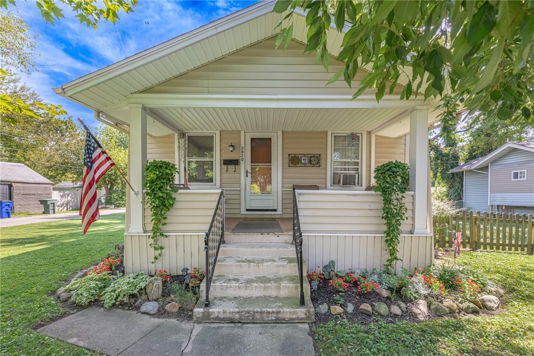 2820 Lansing Drive — photo