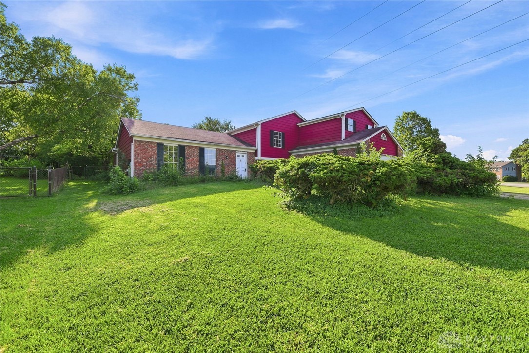 6200 Benzing Drive, Fairfield, OH 45014 — photo 2