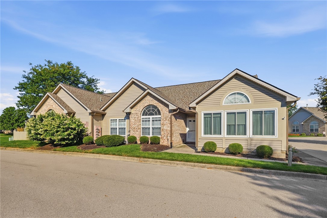 3021 Willow Run Circle — photo