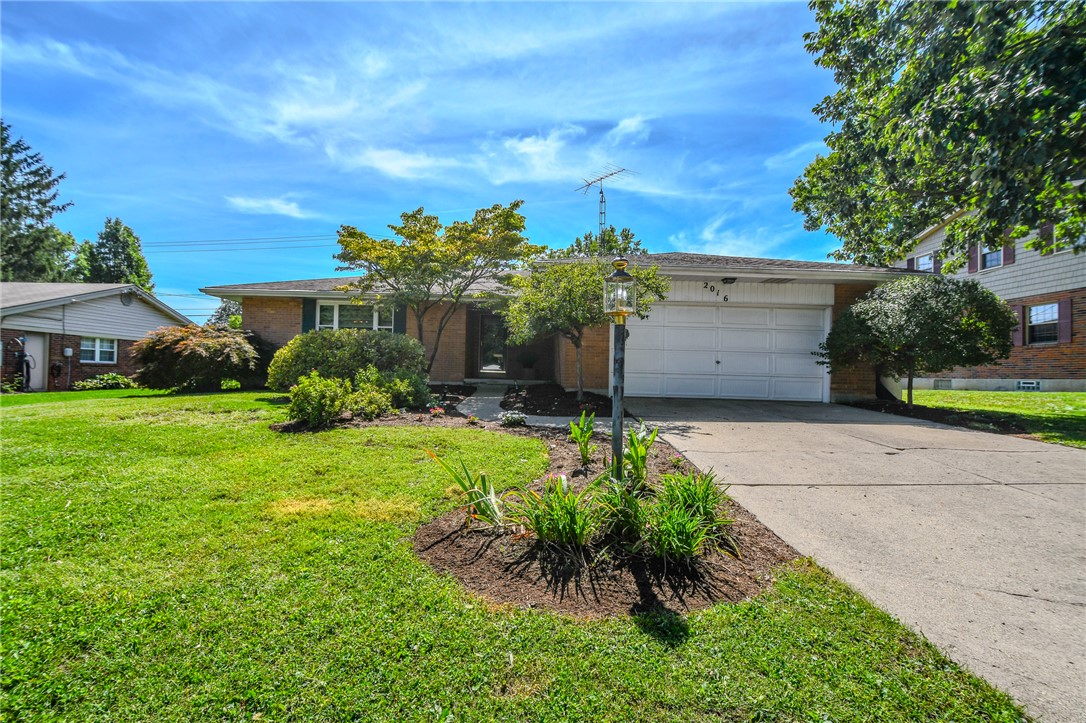 2016 E Oak Tree Drive — photo