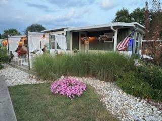 5260 Valcourt Street — photo
