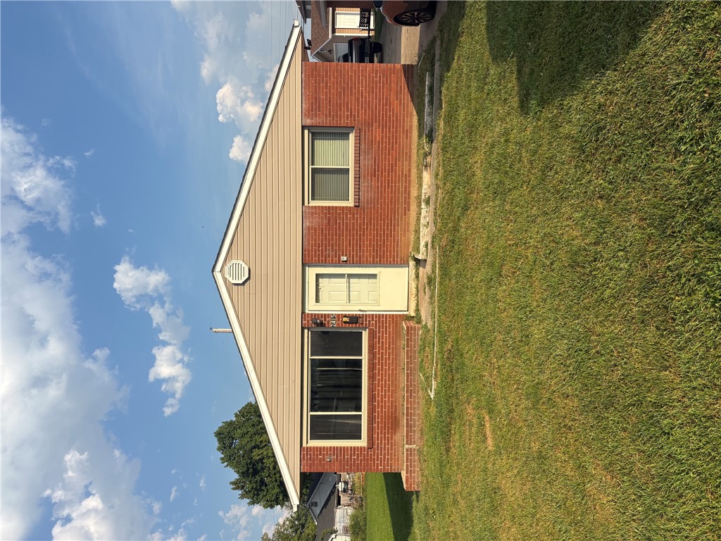 2415 Neva Drive — photo