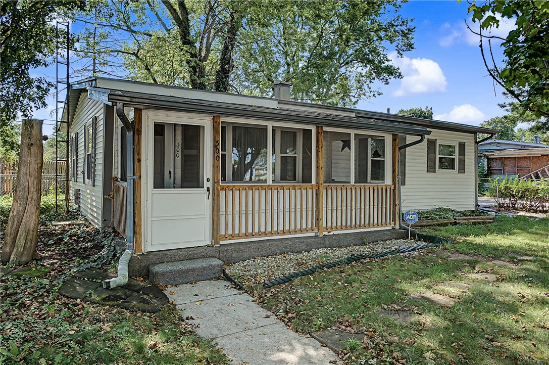 300 Fenwick Drive — photo