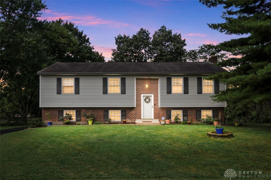 7709 Whitehall Circle — photo