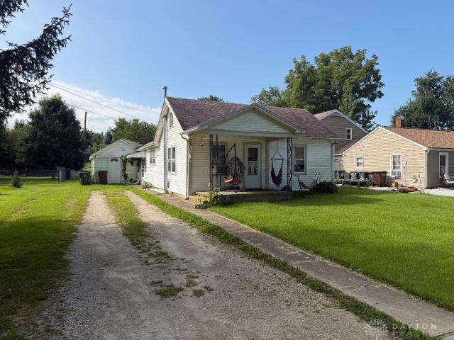 27 E Poplar Street — photo