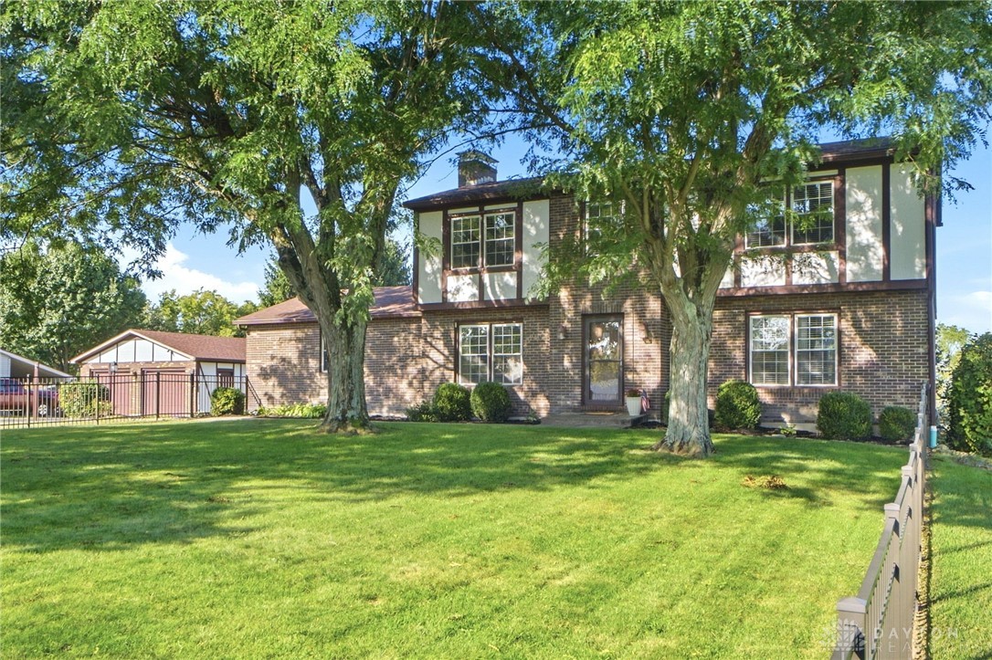 5375 S Hickory Court — photo