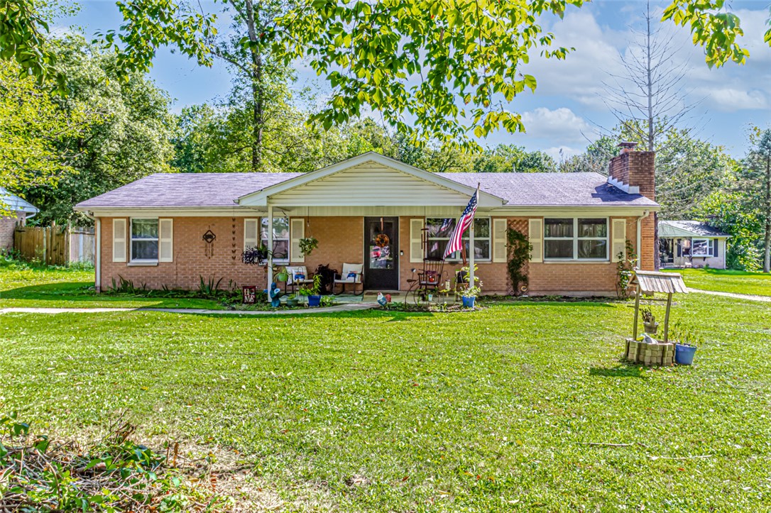 446 Woodside Drive — photo