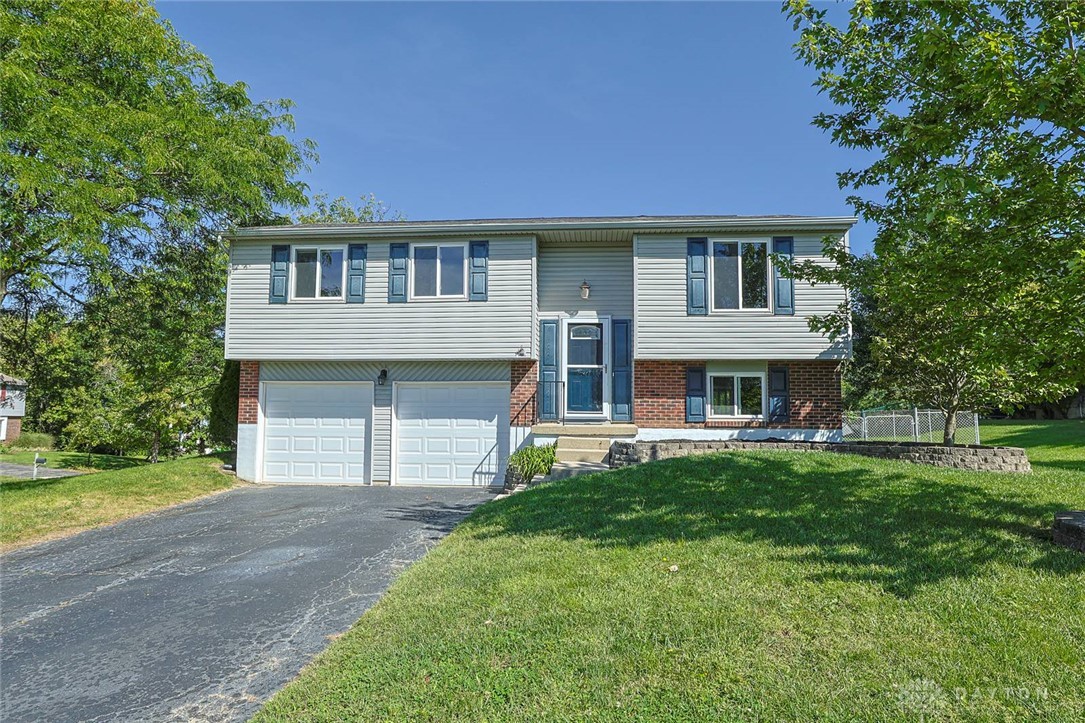 1403 Moondust Court — photo