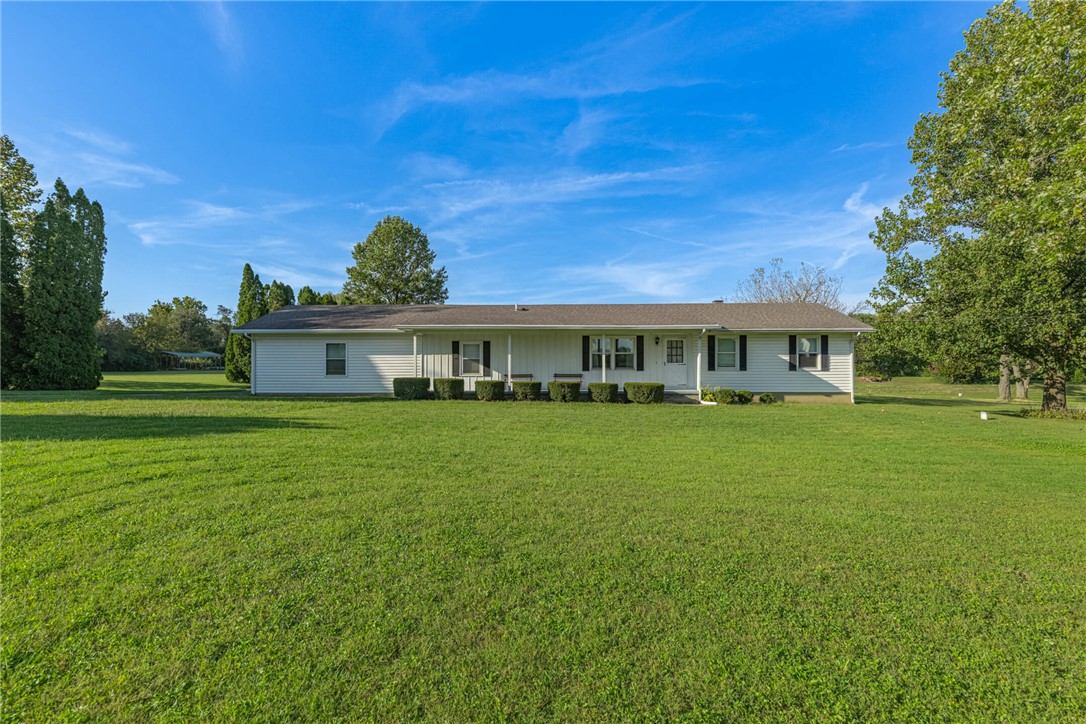 7733 Milton Carlisle Road — photo