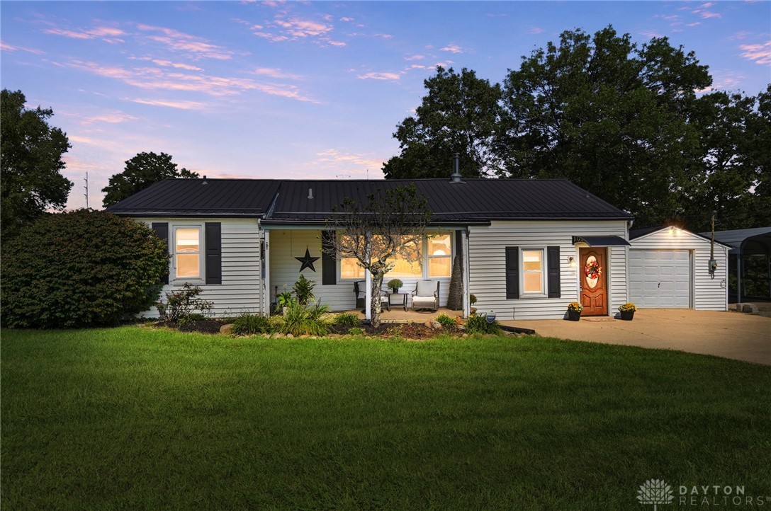 2106 Hamilton Road — photo