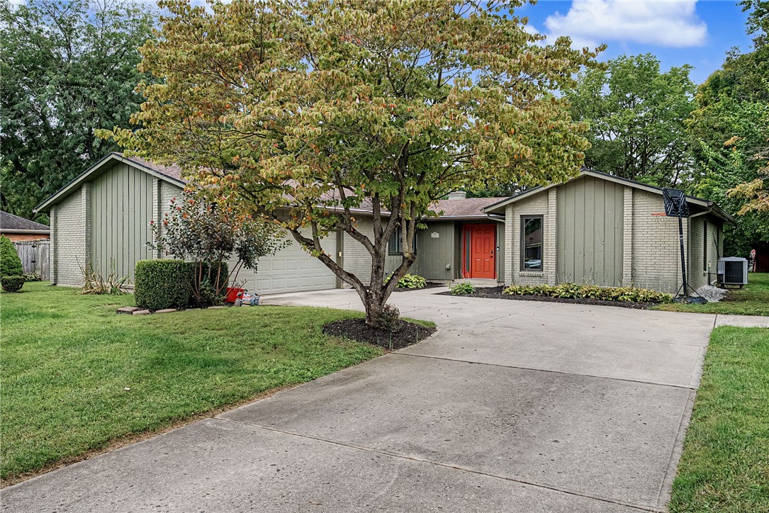 2180 Woodstock Court — photo