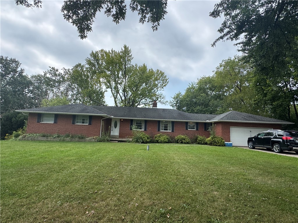 11794 S Wolf Creek Pike — photo