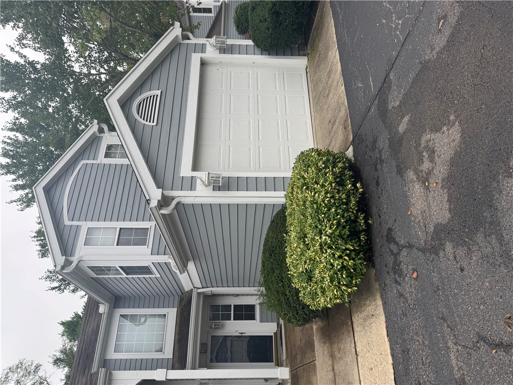 310 Elmwood Drive 310 — photo