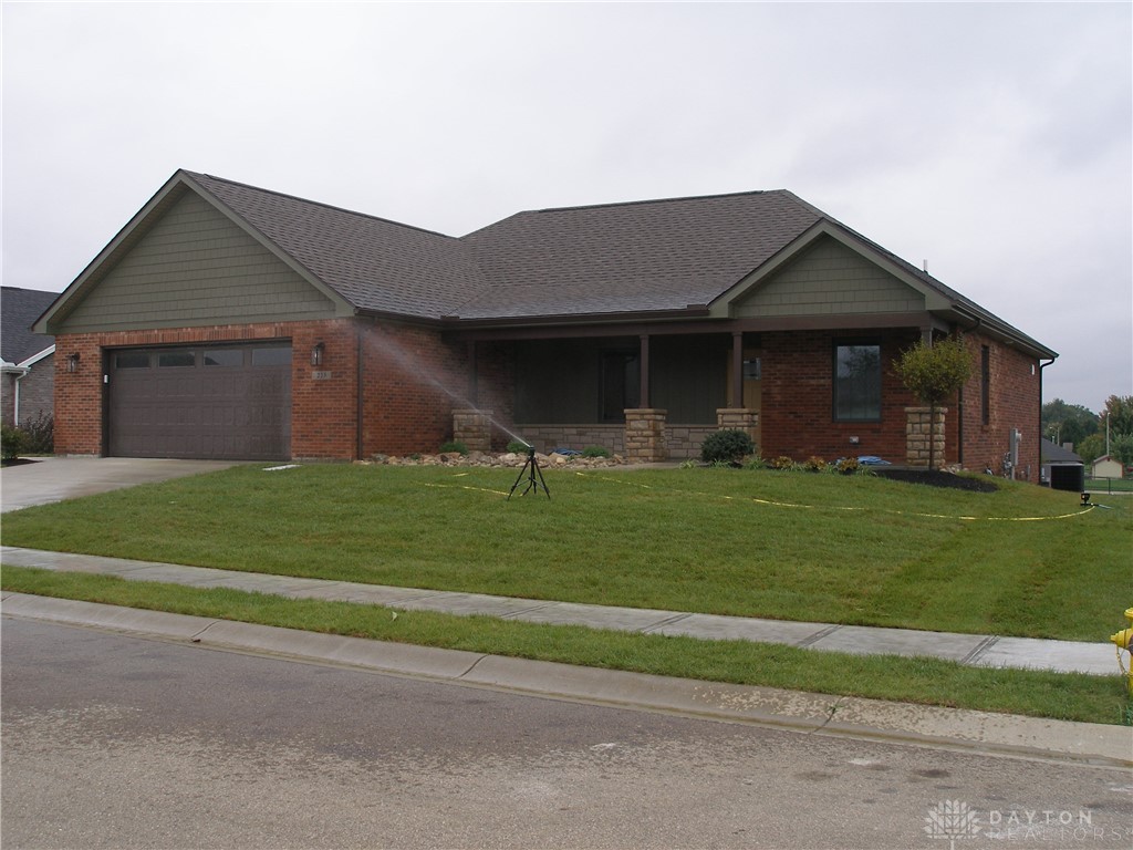 223 Goldenrod Drive — photo