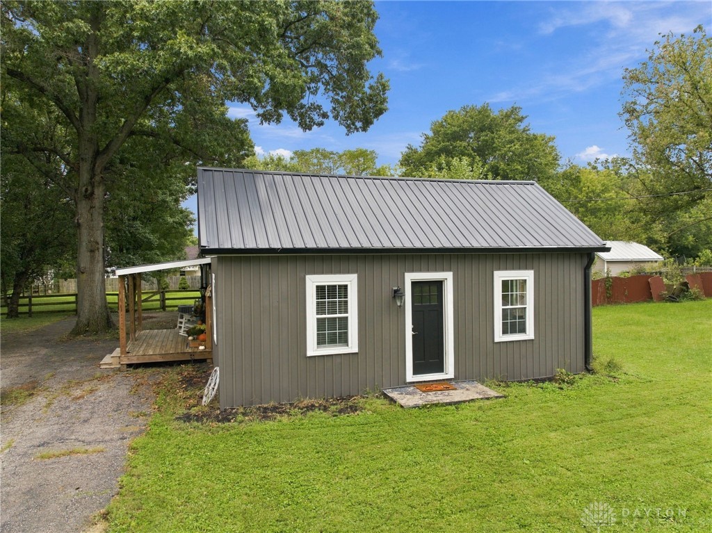 8269 Maineville Road — photo