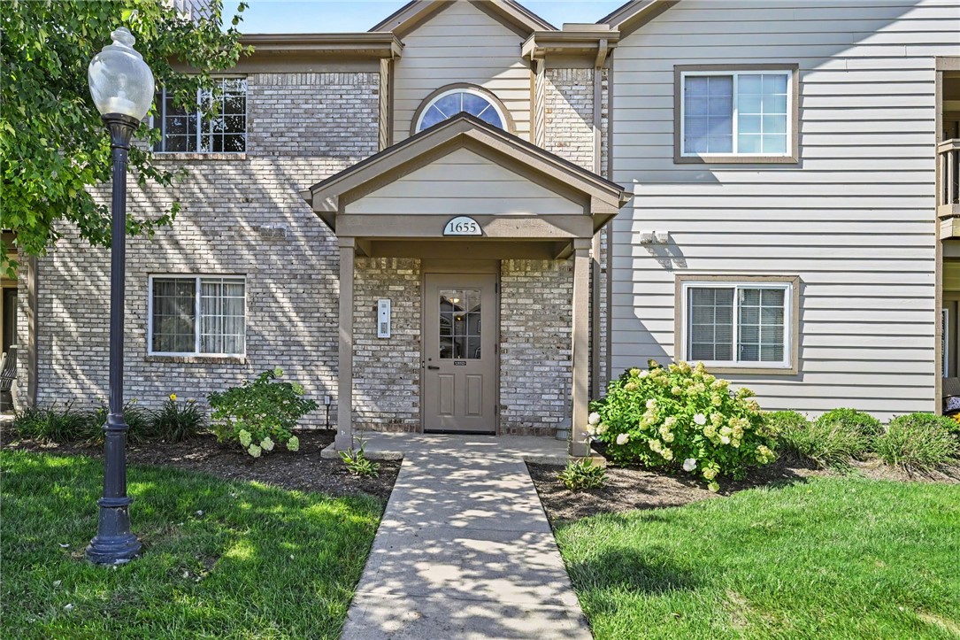 1655 Piper Lane 206 — photo