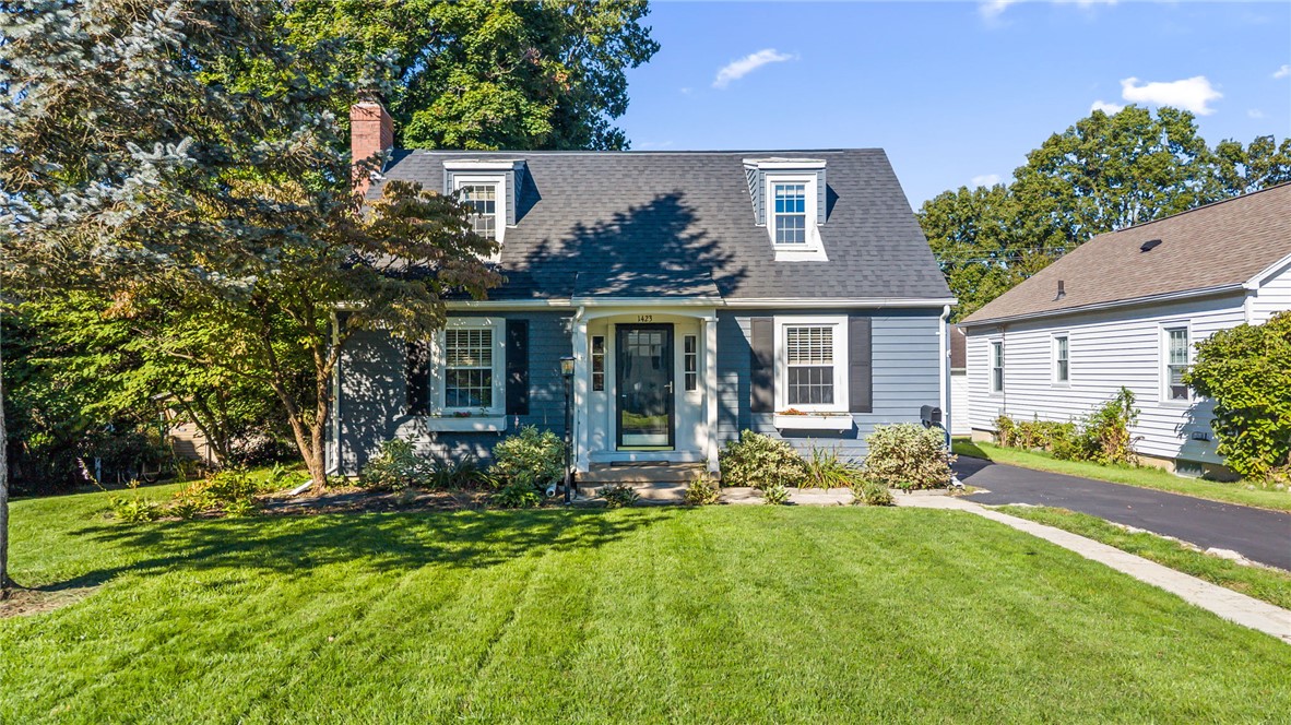 1423 Crestview Drive — photo