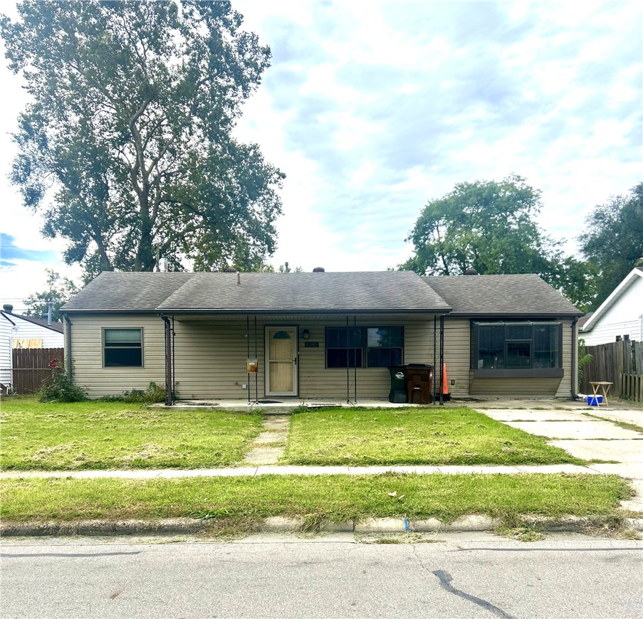 38 Regina Drive — photo