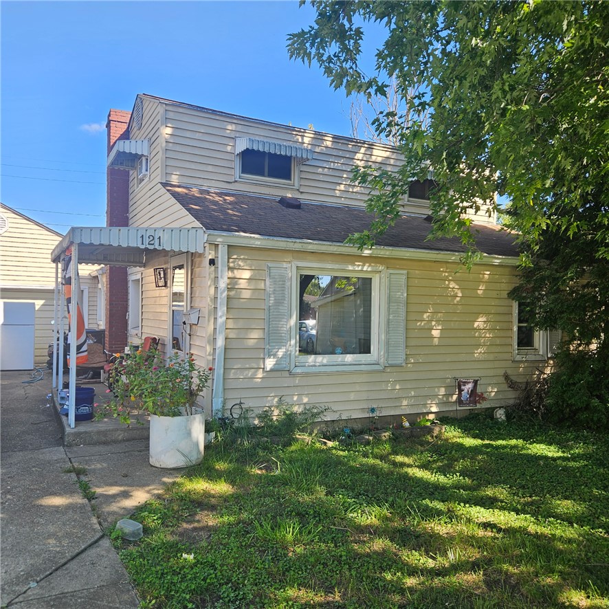 121 Powell Avenue — photo