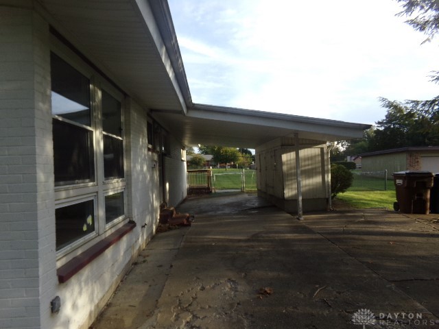 4721 Creekview Drive — photo