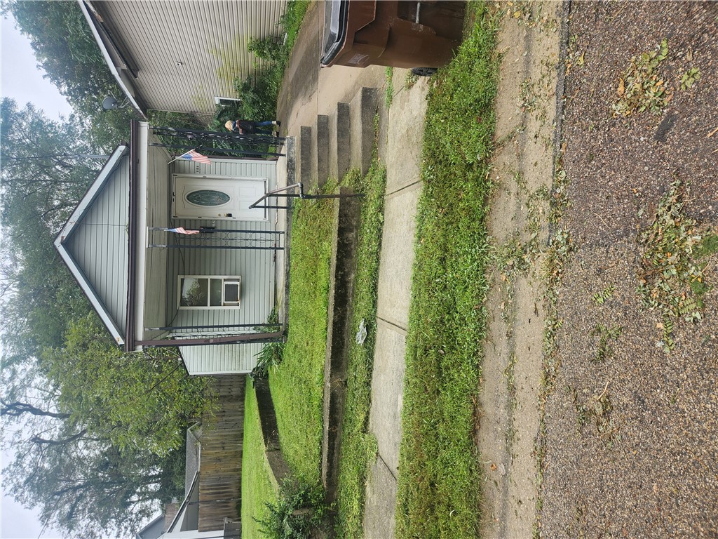 312 Hill Avenue — photo
