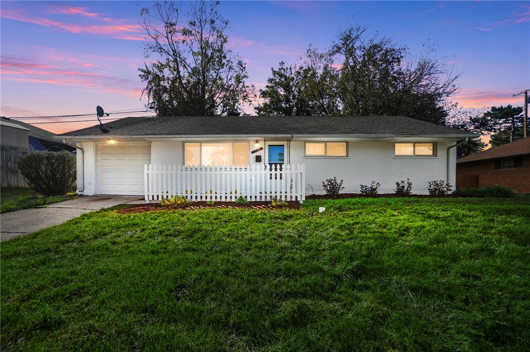 508 E David Road — photo