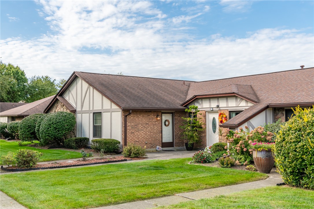 846 Pine Needles Drive — photo