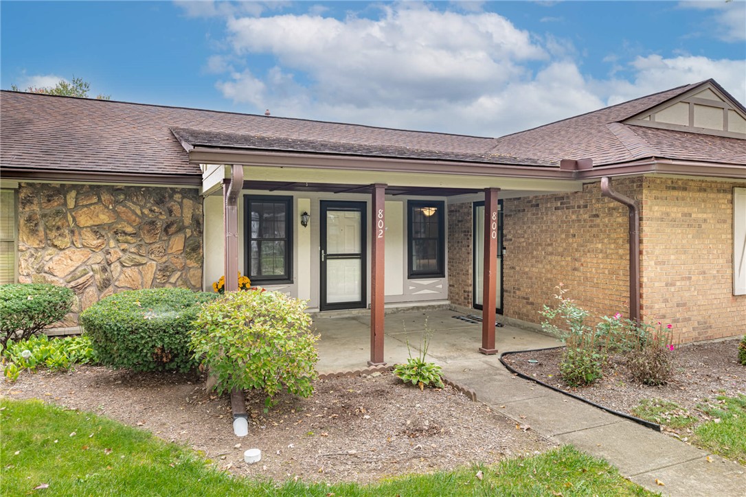 802 Pine Needles Drive, Centerville, OH 45458 — photo 2