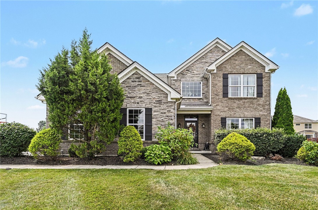 1350 Clydesdale Court — photo